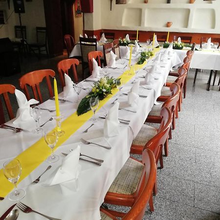 Hotel Central Restaurant El Barrio Grevenbroich Esterno foto